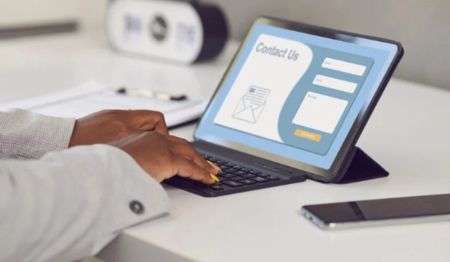 How to Make Forms Easy for Screen Readers